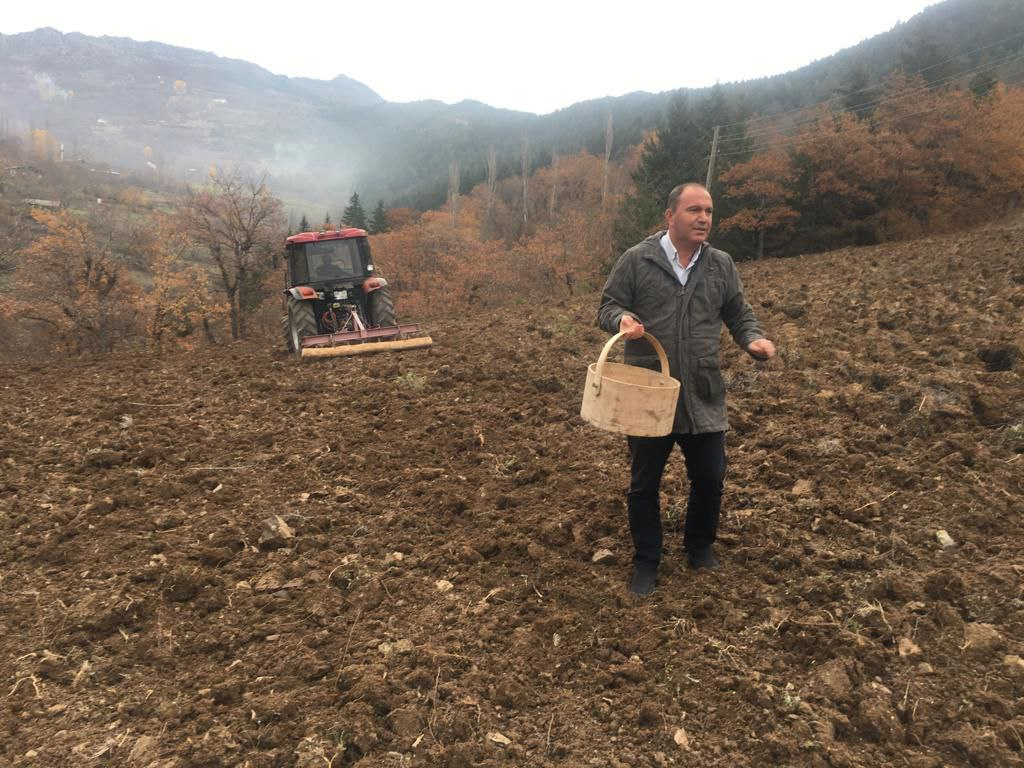 fotoğraf_6046092782352840898_y (1)