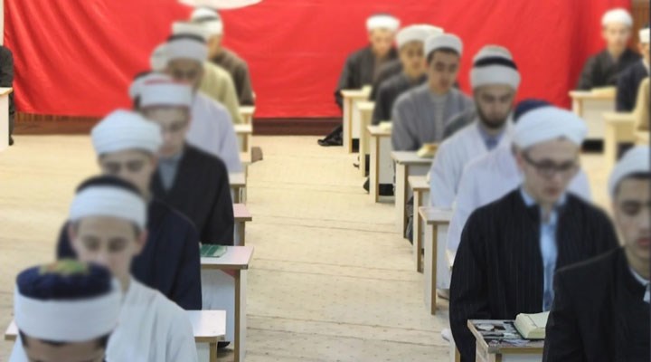 AKP'li Sancaktepe Belediyesi, Hiranur Vakfı'na ait kaçak binanın imar planını değiştirdi.  Binada bir çamaşırhane, yemekhane, birkaç derslik, oditoryum ve hatta bir mezbaha bulunuyor.