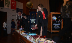 Bursa'da kitaplar bilete dönüştü