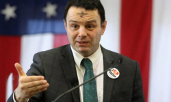 Paterson'da bir caddeye onun adı verilmiştir. 