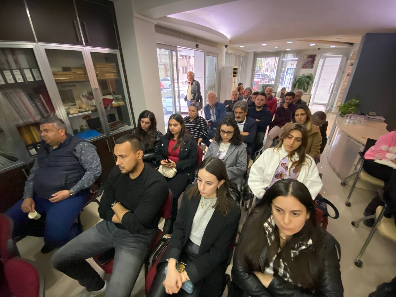 426e6d14-f66b-4d76-848b-c45c1726f8fb