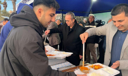 Kuşadası Belediye Başkanı Günel, Kuşadası sakinleriyle kahvaltıda bir araya geldi