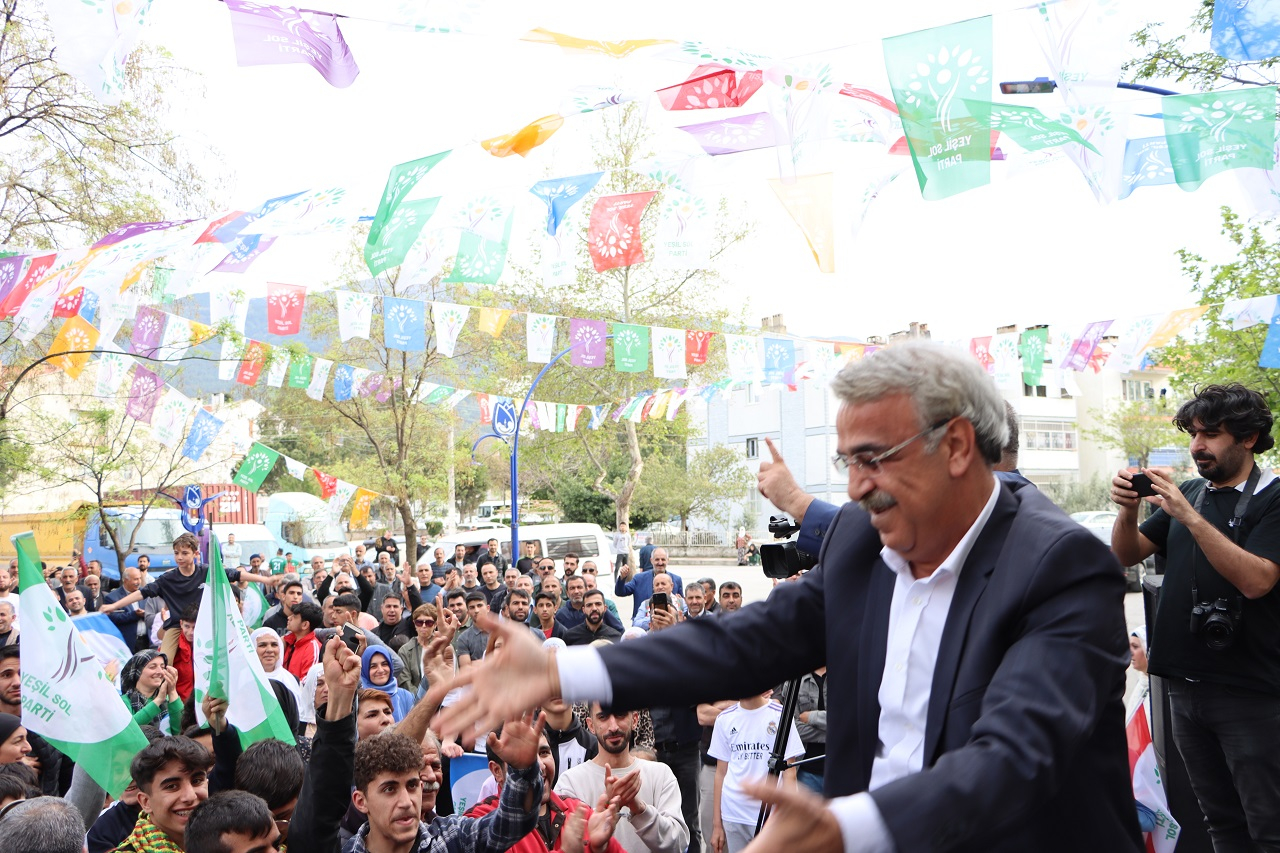 Mithat Şankar Manisa