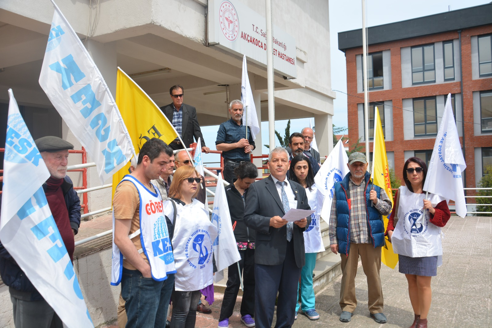 WhatsApp resmi 2023-04-25 14.31.33 (2)