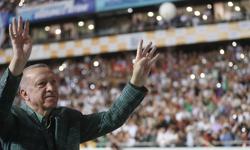 Erdoğan Adana'da: Her gün kırk giyme genç olmayı öğren