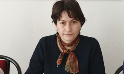 Tüm kamu emekçisi kadınları taleplerimizi yükseltmeye ve bu sistemi değiştirmeye çağırıyoruz!