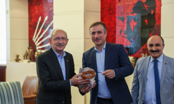 CHP Genel Başkanı Kılıçdaroğlu, esnaf odası temsilcileriyle görüştü