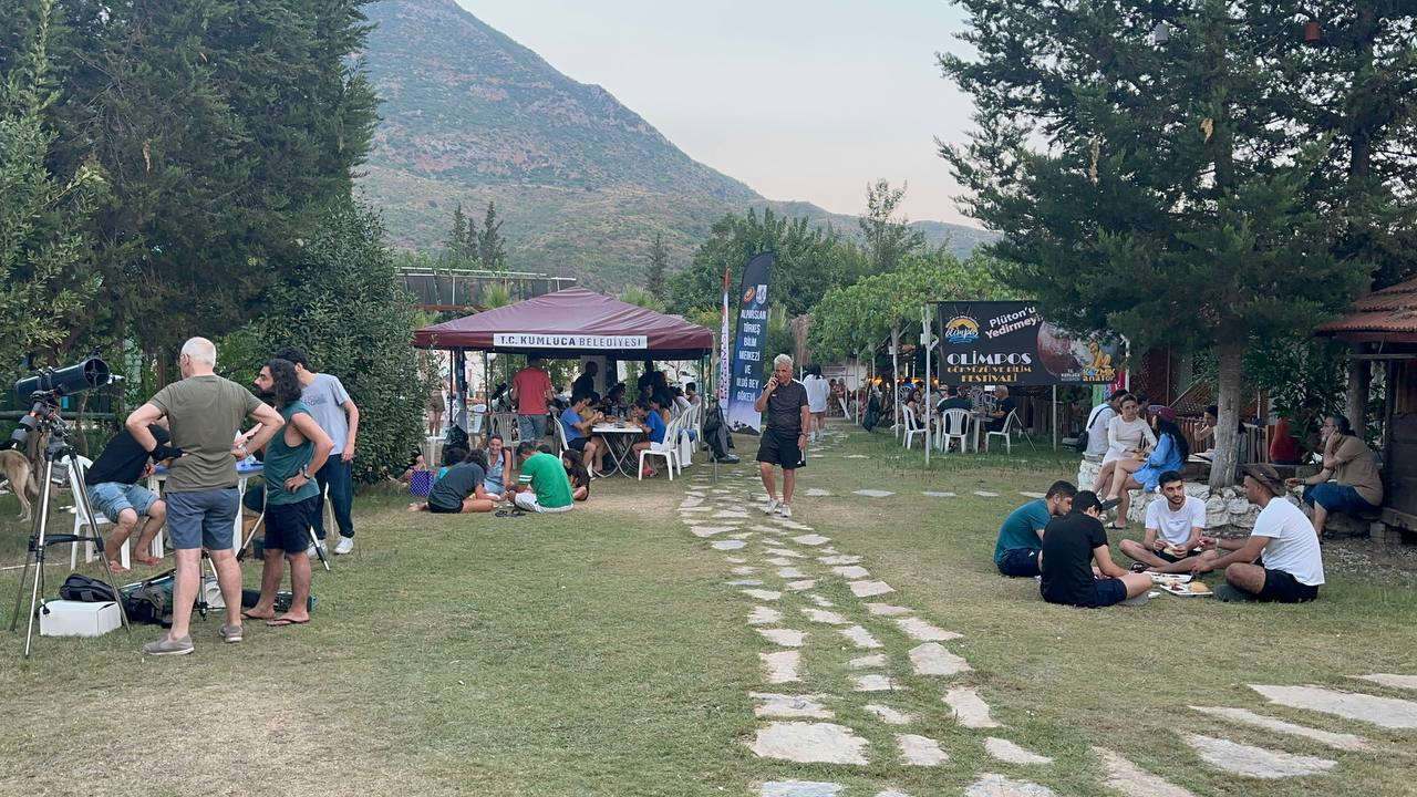 8B18E4DE-2A87-4DBE-9D8A-EFDD83C70687