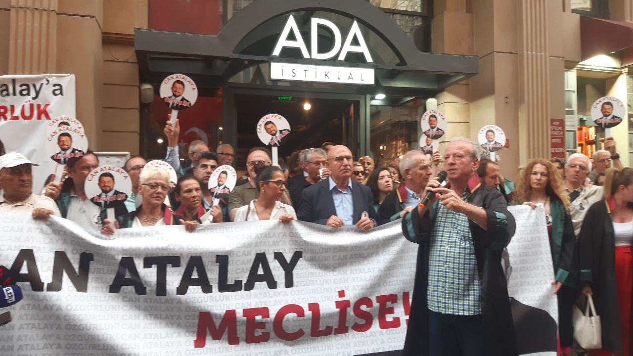 photo_6021580892893461728_y