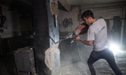 Bahçelievler'de patlama yaşanan binadan karot örneği alındı