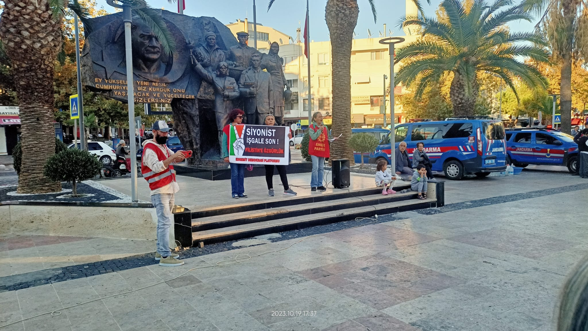 WhatsApp Image 2023-10-20 at 01.49.48 (1)