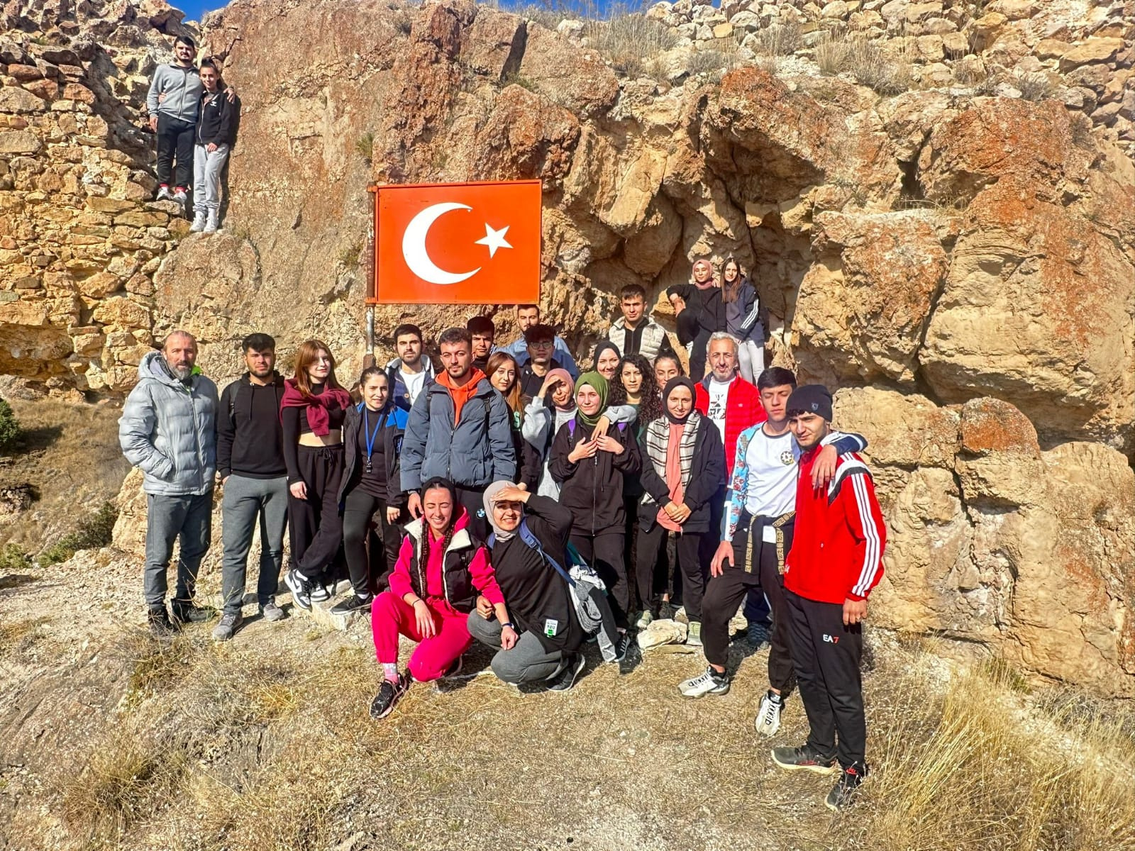 WhatsApp Image 2023-11-15 at 07.43.00 (1)