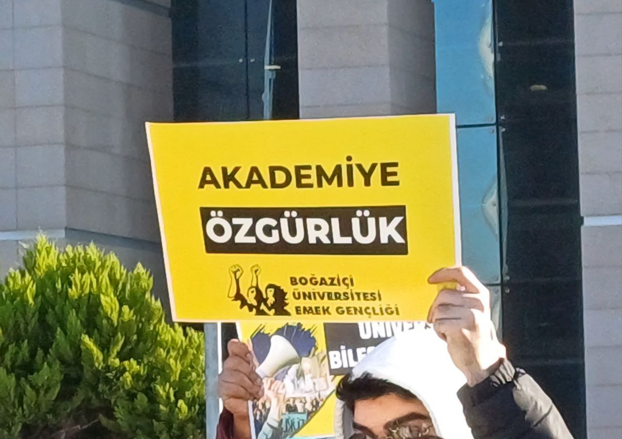 Boğaziçi Üniversitesi öğrencileri