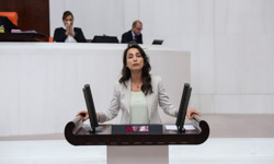 Tülay Hatimoğulları Oruç kimdir, nerelidir?