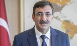 Asgari ücretli aylardır açlık sınırının altında yaşarken söyledi! AKP'li Yılmaz: Çalışanımızı enflasyona ezdirmedik