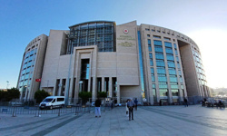 Santa Maria Kilisesi'ndeki saldırıya ilişkin gözaltına alınan şüpheliler adliyede