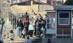 Çağlayan Adliyesi'nde polis noktasına silahlı saldırı! Üçü polis beş kişi yaralandı