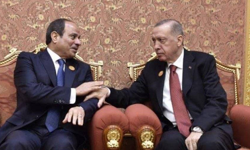 Erdoğan 12 yıl sonra Mısır'da! 'Katil' dediği Sisi ile yan yana